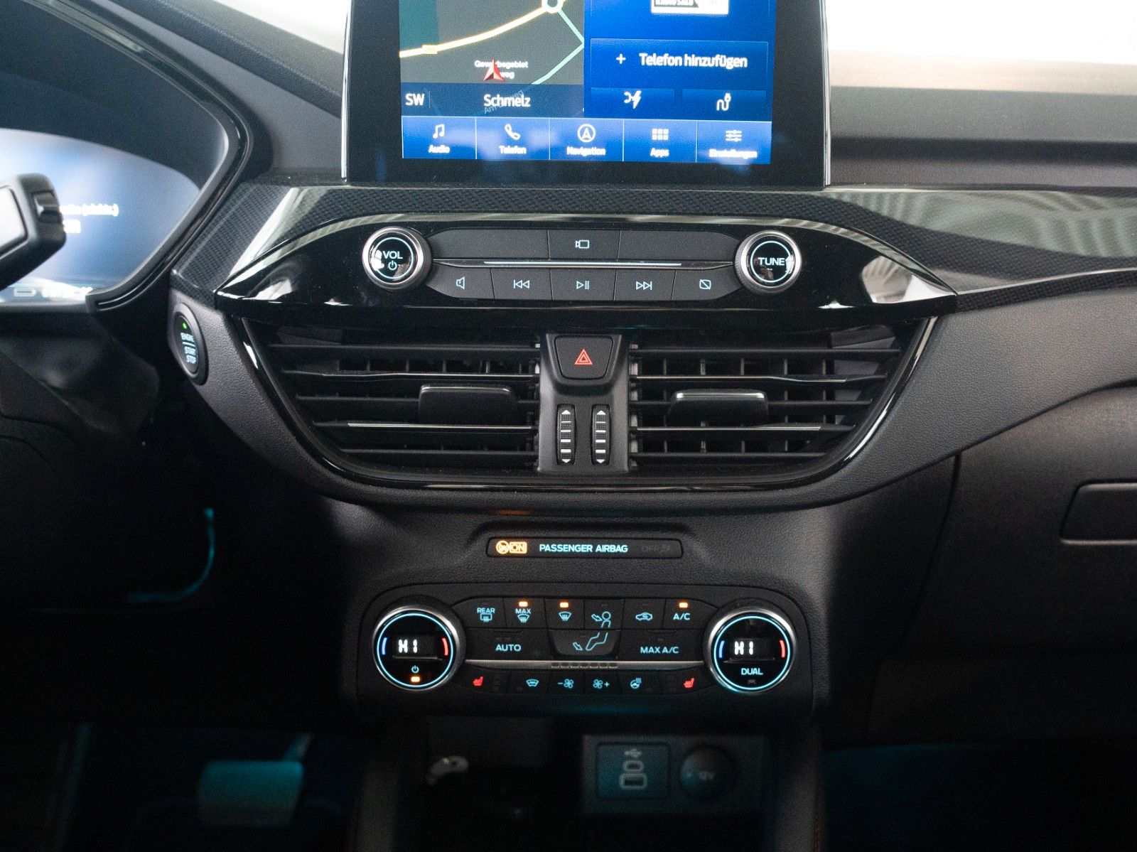 Fahrzeugabbildung Ford Kuga PHEV ST-Line/AUTOM/WINTER-P/AHK/KEYLESS