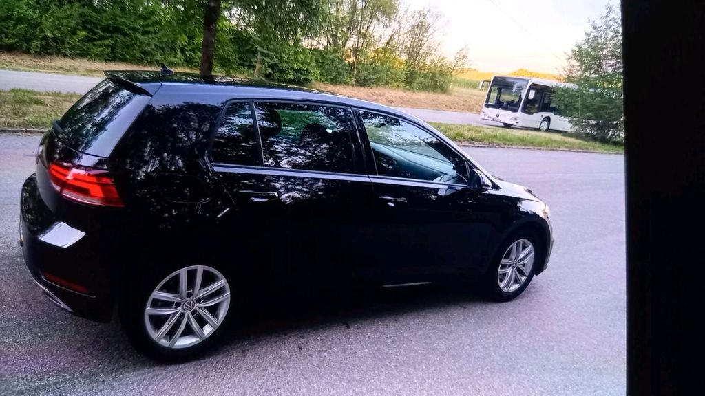 Image of Volkswagen Golf