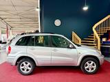 Toyota RAV 4 2.0-VVT-i 4x4 Special/ 2.Hand/Klima - gebrauchte Toyota RAV 4 aus dem Jahr 2003