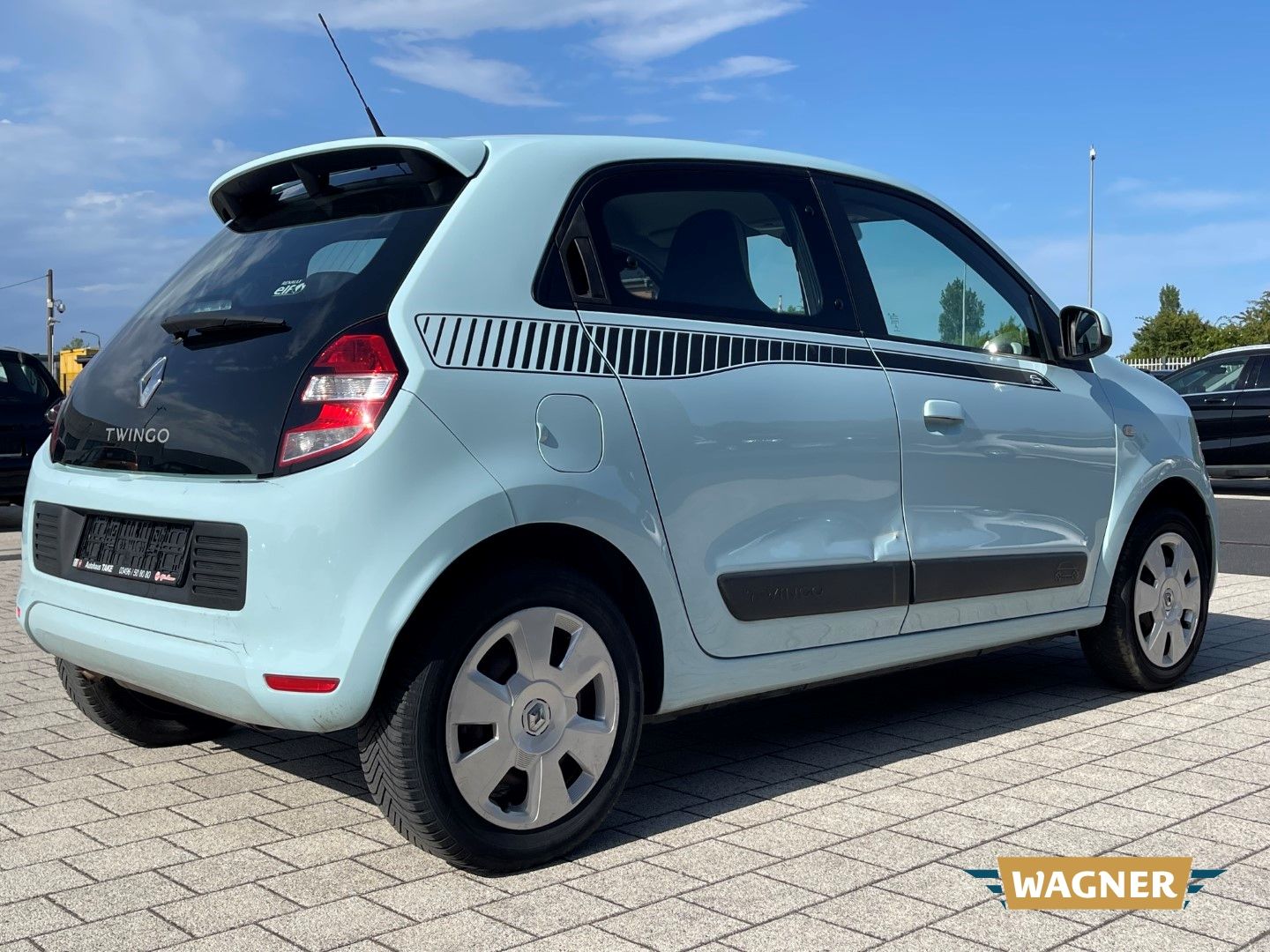 Fahrzeugabbildung Renault Twingo Dynamique leichter Frontschaden