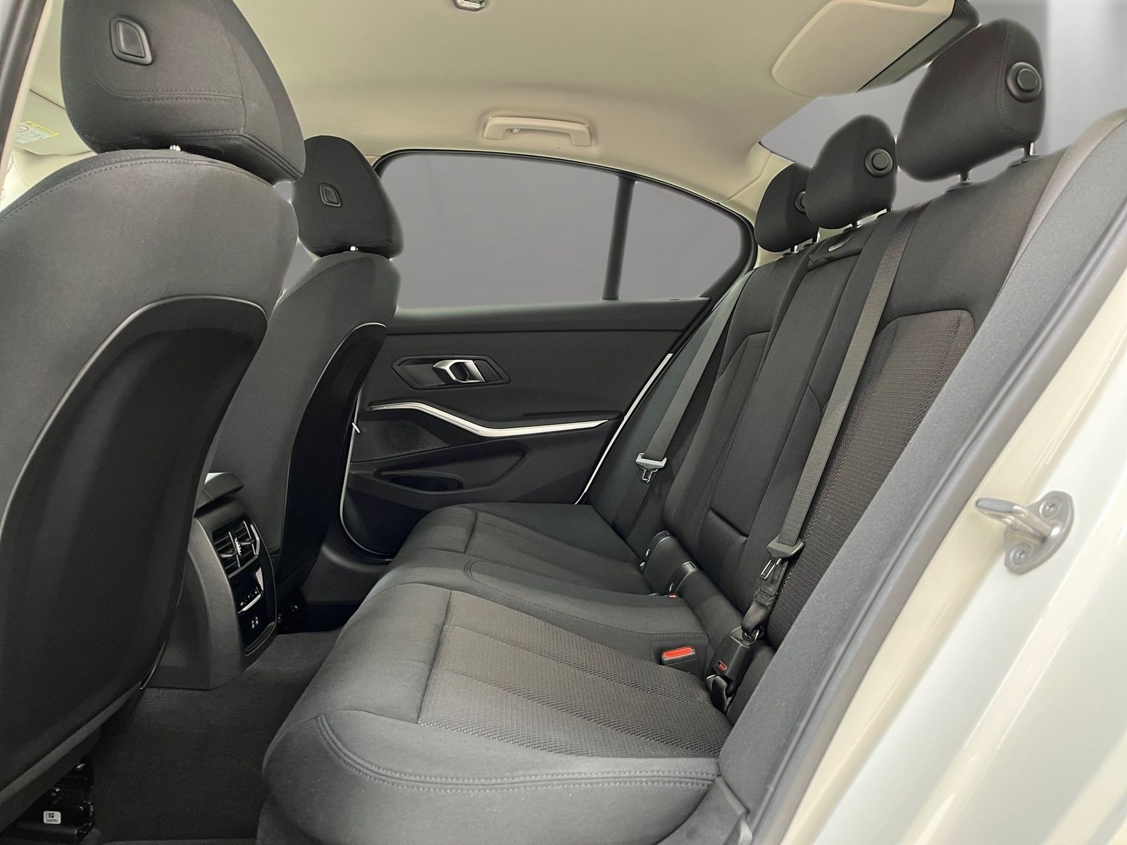 BMW 320 - Bild 13
