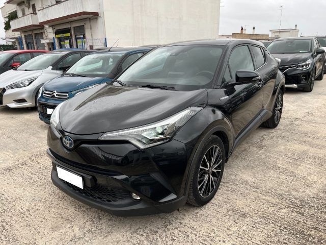 Toyota TOYOTA C-HR 1.8 Hybrid E-CVT Lounge