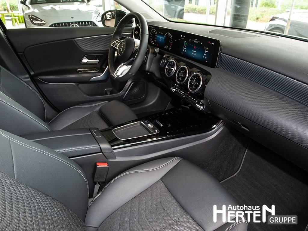 Mercedes-Benz A 250 e+PROGRESSIVE+LED+R-KAMERA+11KW-LADEN+SHZ