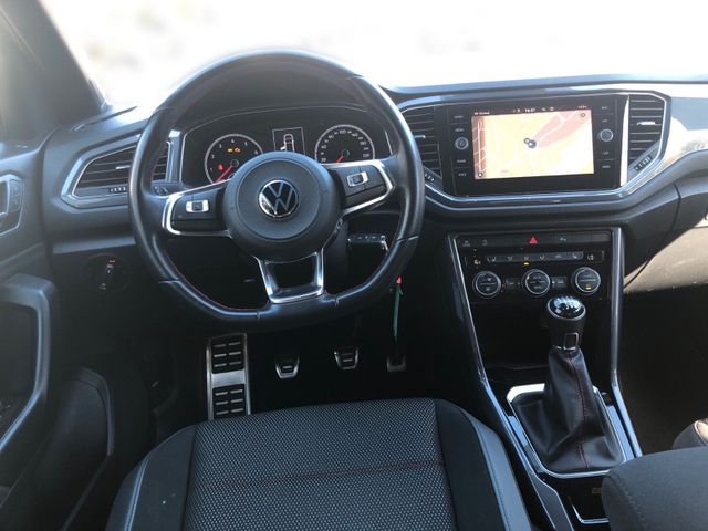 Volkswagen T-Roc 1.5 TSI Sport *Navi*LED*AHK
