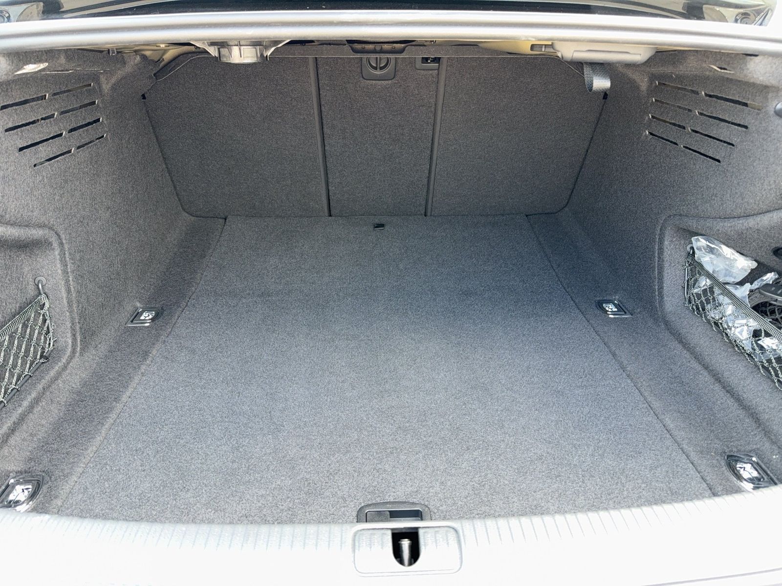 Audi A4 - Bild 14