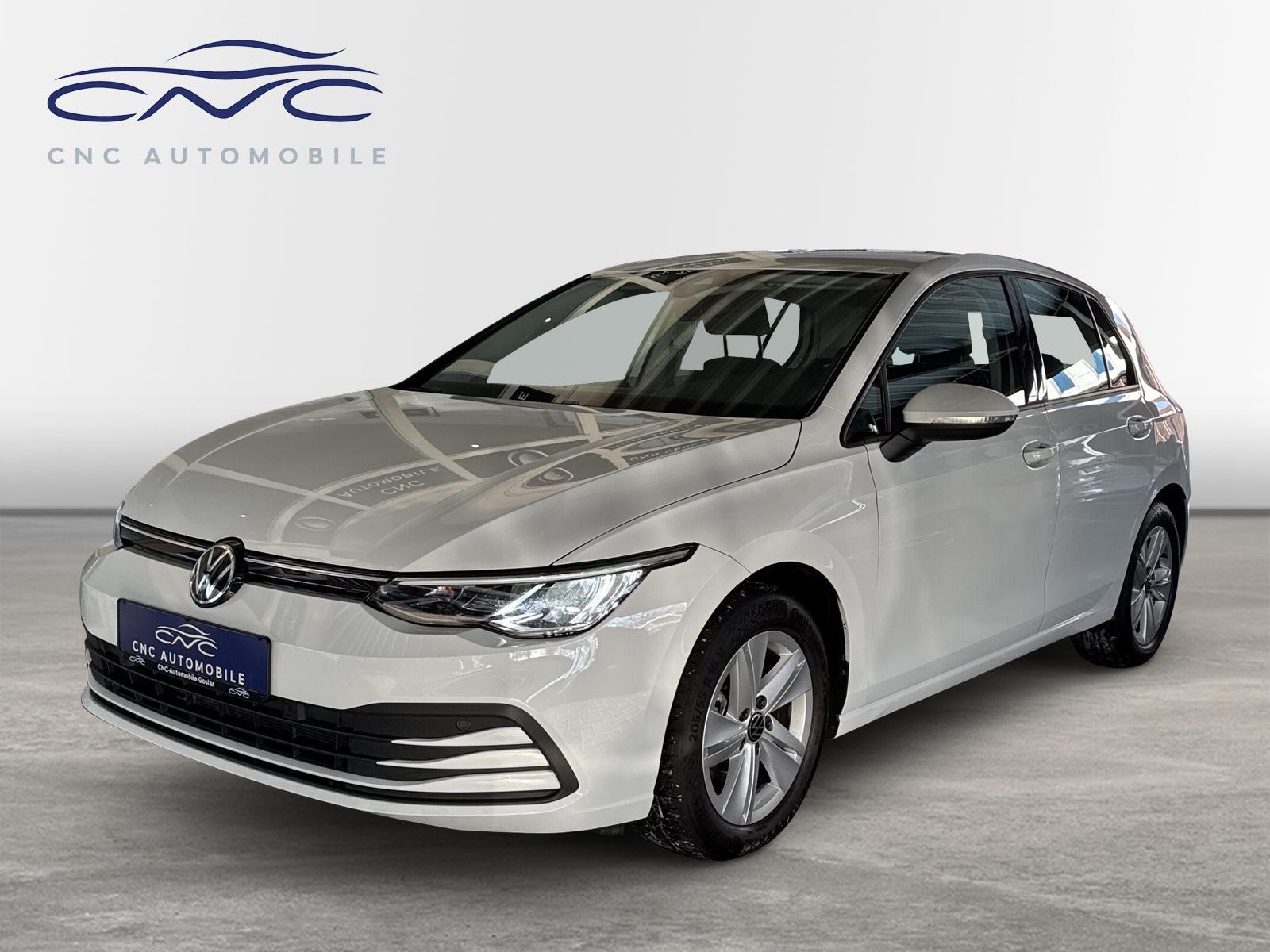 Volkswagen Golf VIII Lim. Life DSG Massage/ACC/LED/DAB+