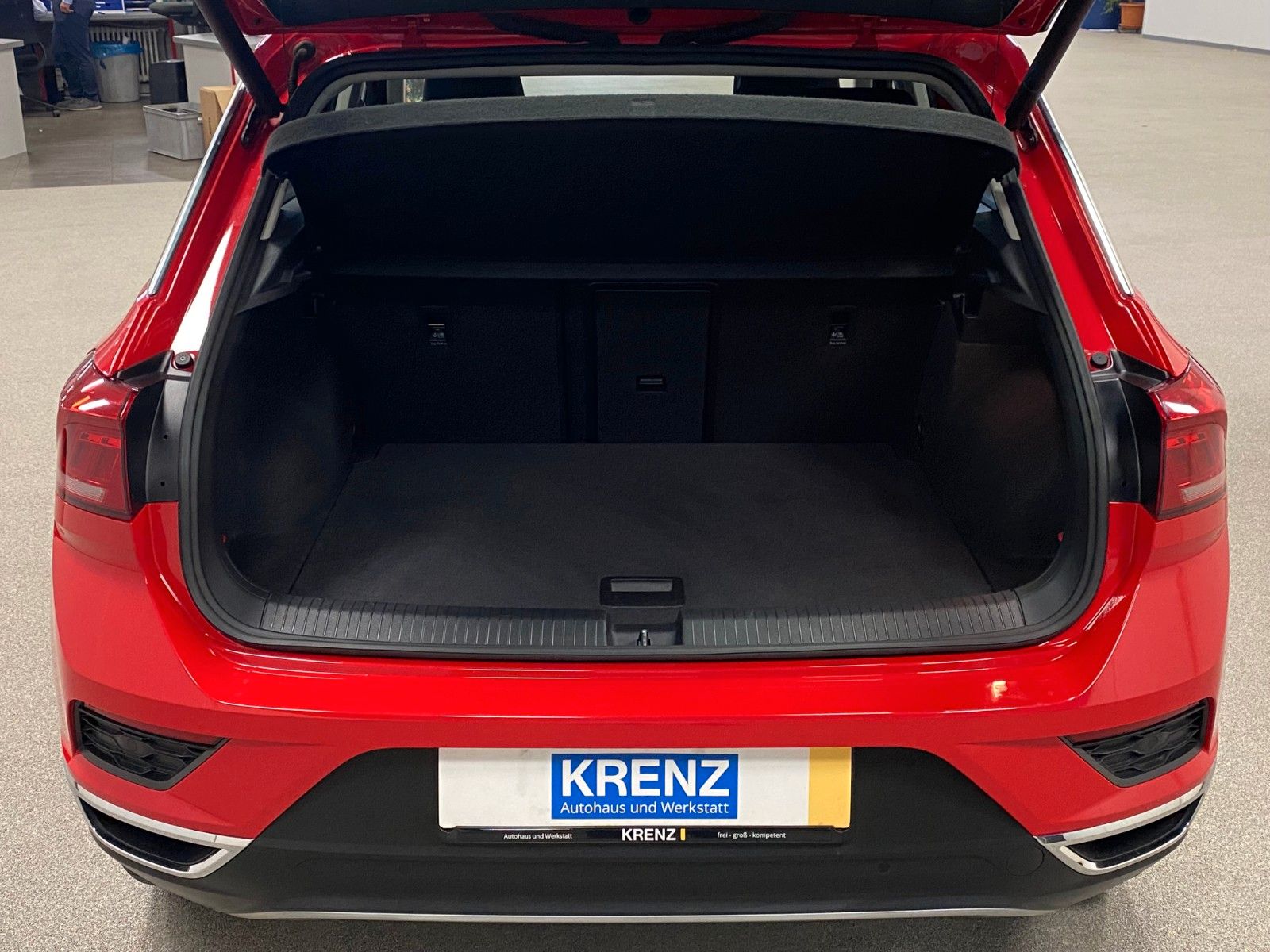 Fahrzeugabbildung Volkswagen T-Roc 1.0 TSI Style+NAVIGATION+SHZ+PDC+17"ALU+++
