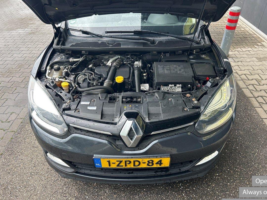 Renault Megane 2014 — photo 25