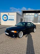 BMW E46 Coupé 328i M3 Umbau Tracktool - BMW 328 aus 2000: 328i