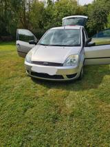 Ford Fiesta 1.3 51kW Futura Cool - Ford Fiesta: Futura
