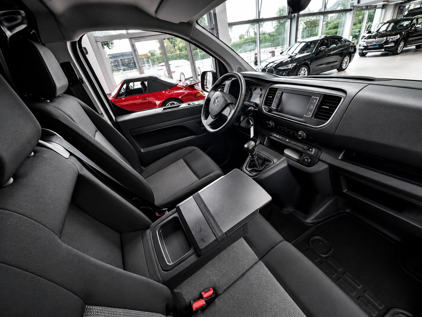 Fahrzeugabbildung Opel Vivaro Kasten Edition M KLIMA NAVI TEMPOMAT 1.Hd