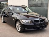 BMW 318 Touring AUTOMATIK!PANO!LEDER!SHZ!TEMPOMAT - gebrauchte BMW 318 aus dem Jahr 2007
