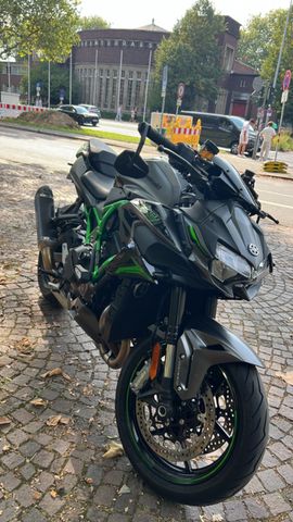 Kawasaki Winterpreis KAWASAKI ZH2