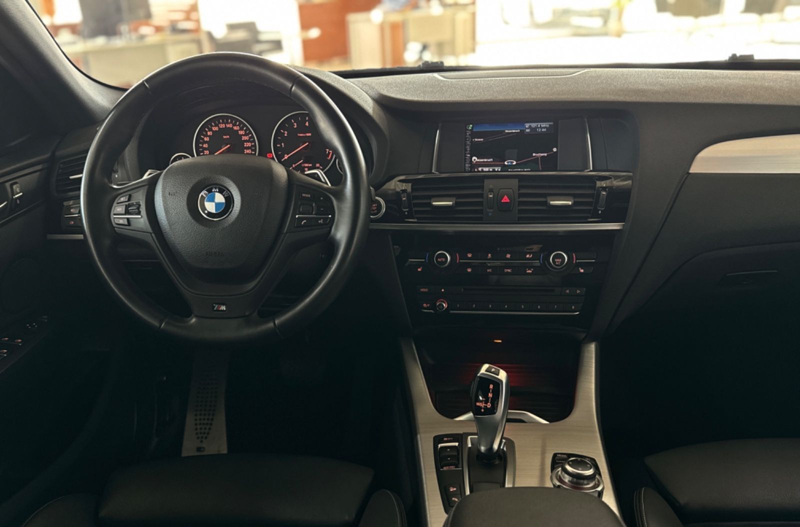 Fahrzeugabbildung BMW X4 xD20i M Sport Kamera Navi Xenon Komfort AHK