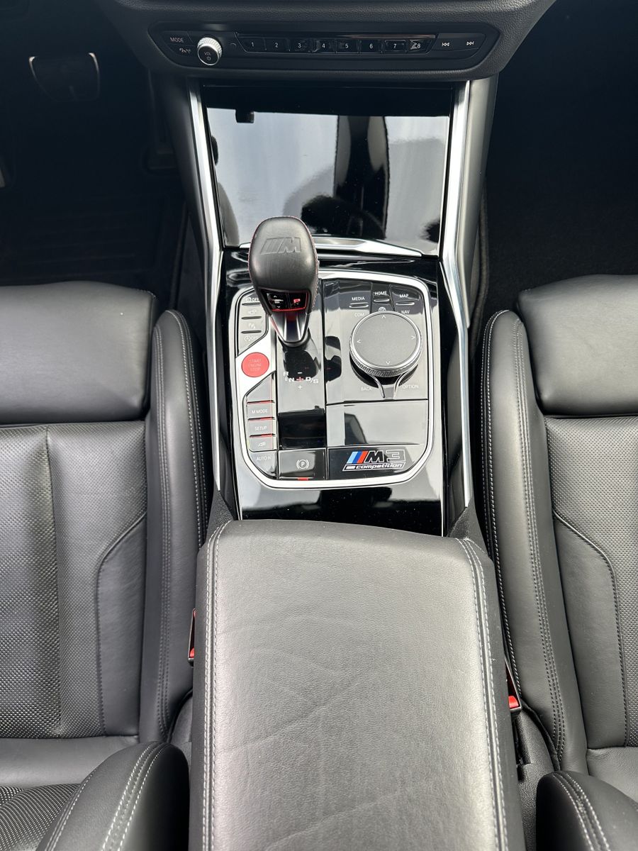 Fahrzeugabbildung BMW M3 Competition NAV+LASER+360°+HEAD-UP+19/20ZO+VC