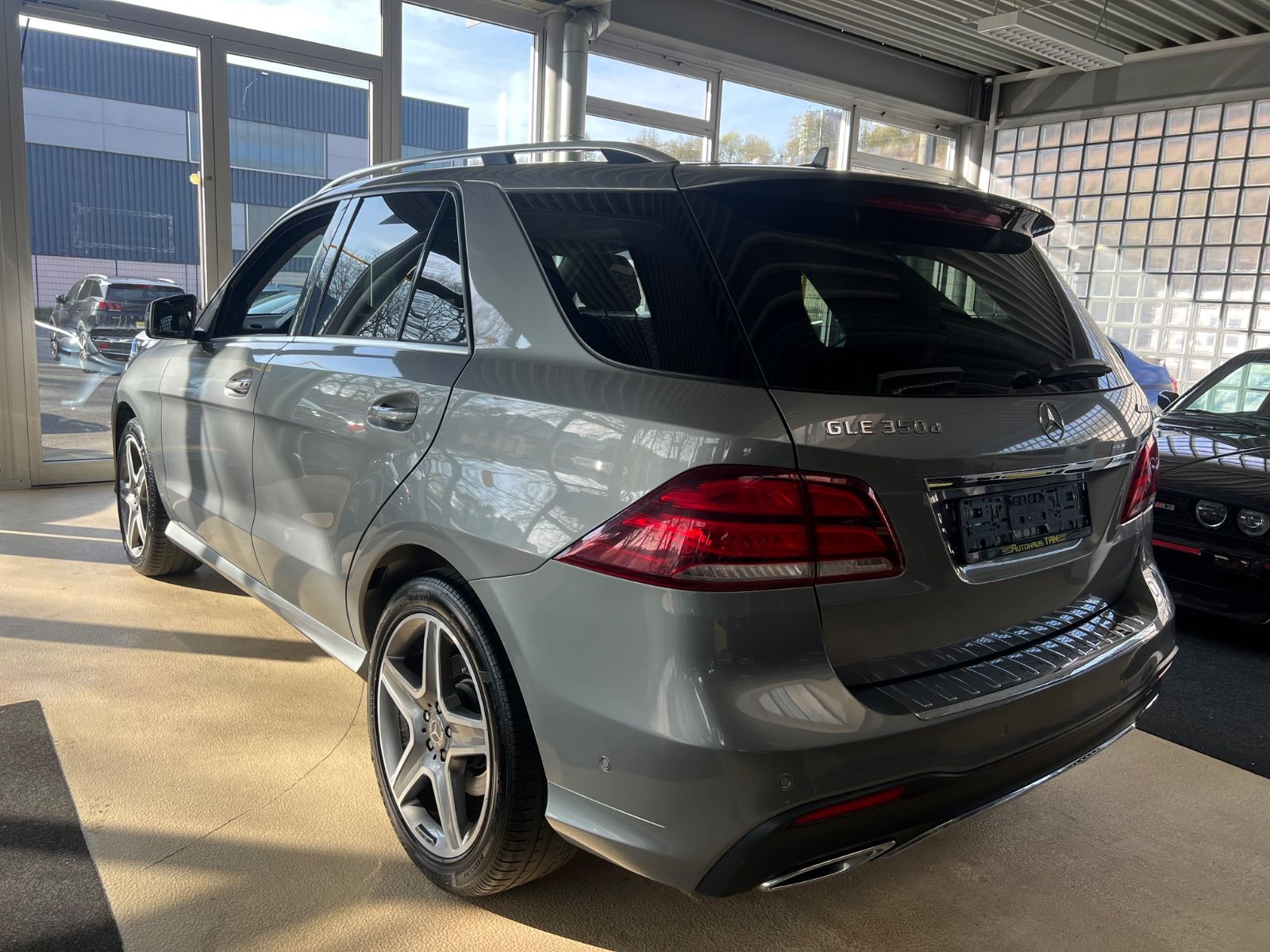 Fahrzeugabbildung Mercedes-Benz GLE 350 d 4Matic AMG LINE *SCHIEBEDACH*ANHK*