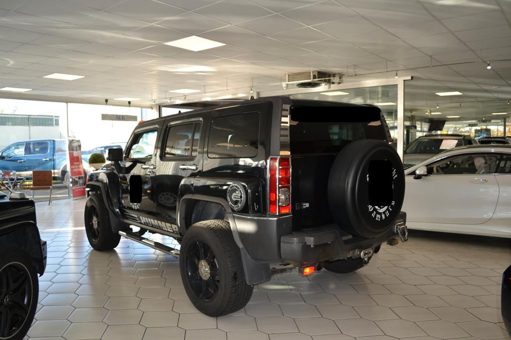 Hummer H3