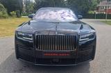 Rolls-Royce Ghost Black Badge - Rolls-Royce Ghost: Black Badge