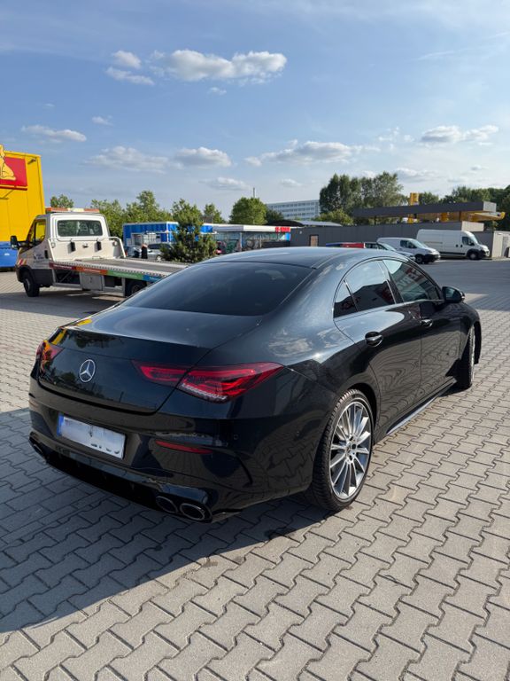 Image of Mercedes-Benz CLA 200