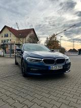 BMW 530e iPerformance - HUD - 19" - 4Zonen - ACC LED - BMW 5er Reihe mit Hybrid-Antrieb