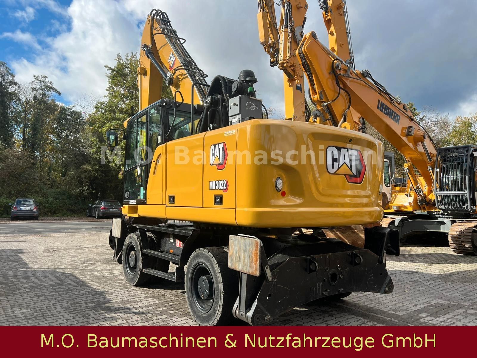 Fahrzeugabbildung CAT CAT MH 3022