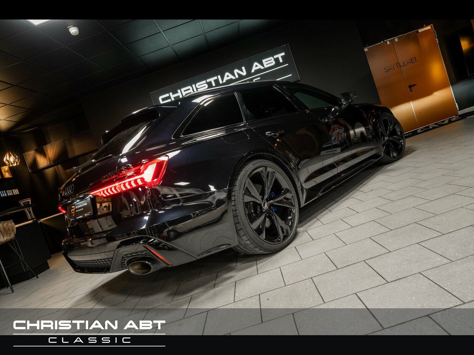 Fahrzeugabbildung Audi RS 6 Avant 4.0 TFSI quattro B&O Keramik Pano