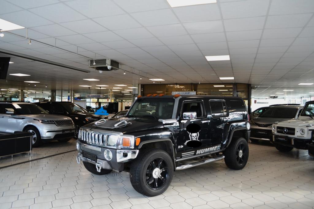 Hummer H3