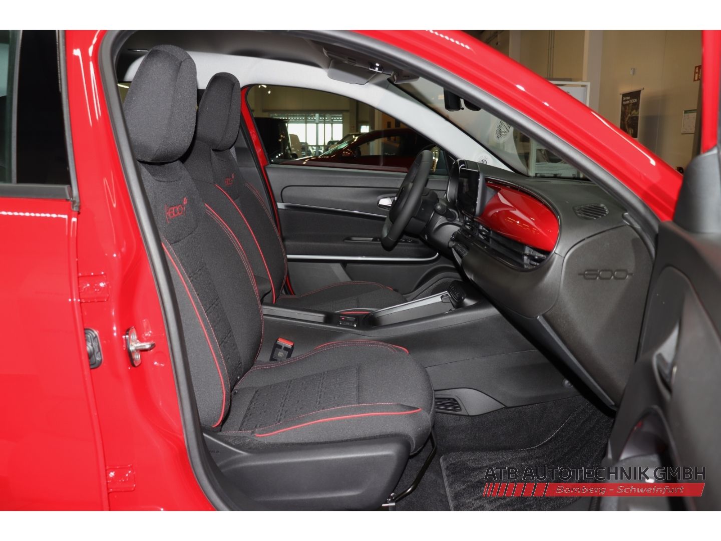 Fahrzeugabbildung Fiat 600e 54kWh Red SOH 97,1% LED Apple CarPlay Klima