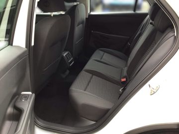 Volkswagen T-Roc - 11