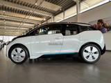 BMW i3 (120 Ah), 125kW Navi Prof. Klimaaut. - BMW i3 in Duisburg