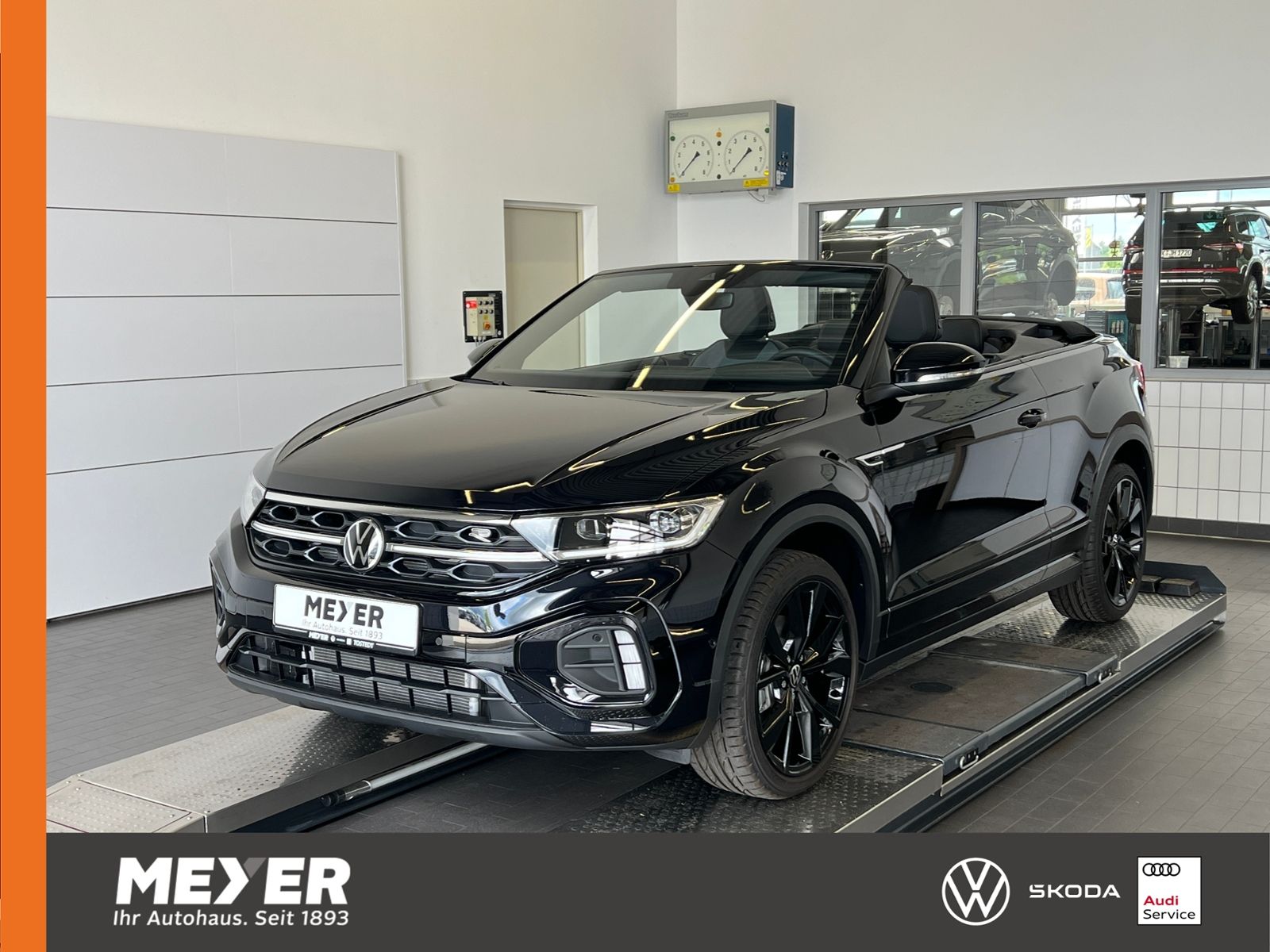 Fahrzeugabbildung Volkswagen T-Roc R-Line 1.5 TSI DSG *AHK; BlackStyle, IQ.Dr