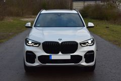 Fahrzeugabbildung BMW X5 30d M-Pack*AHK*Mietkauf