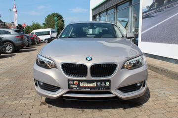 Fahrzeugabbildung BMW 218 i Coupe Advantage