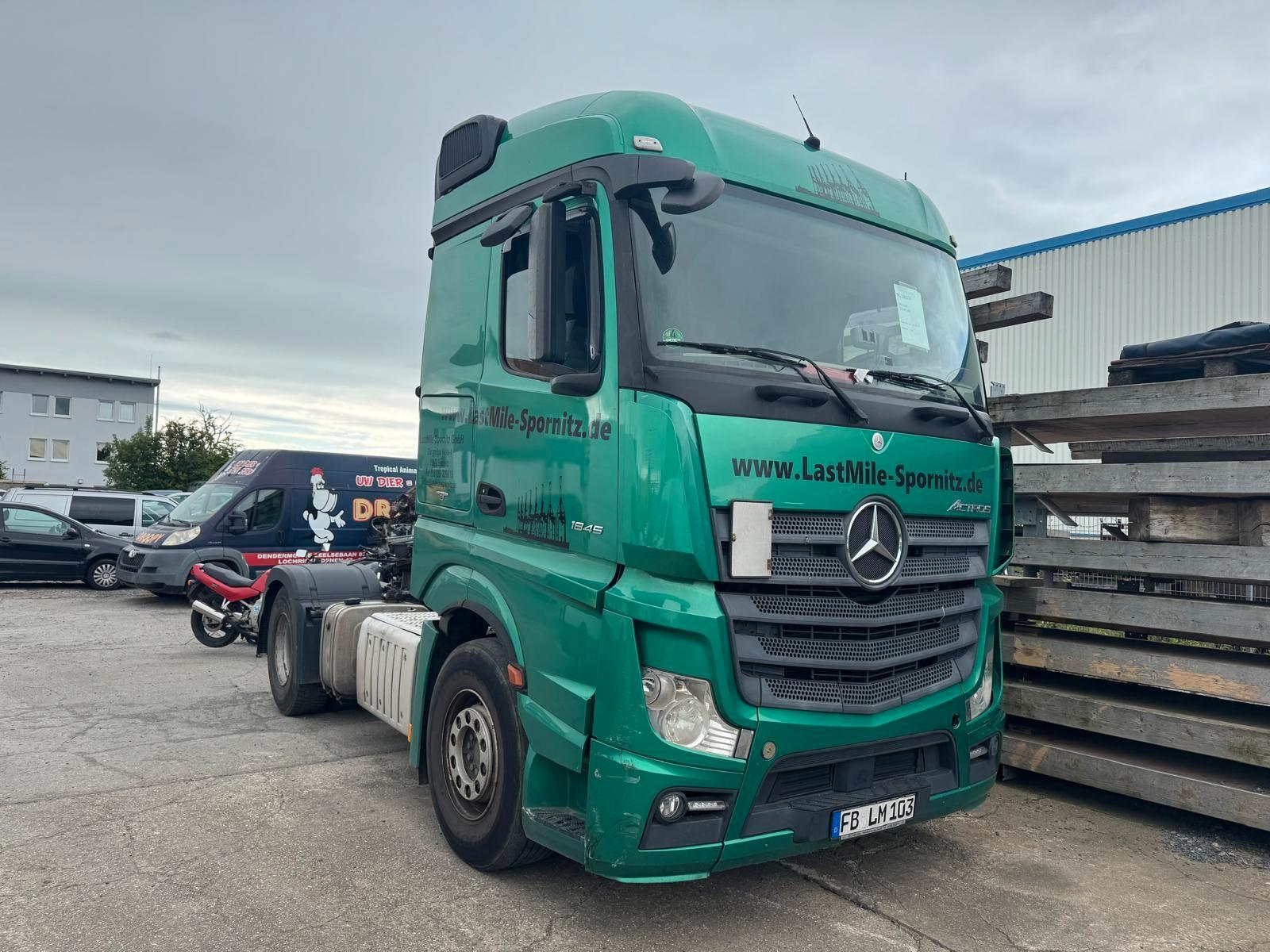 Mercedes-Benz Actros 4 2-Achser 1845 OM471 4x2 SZM