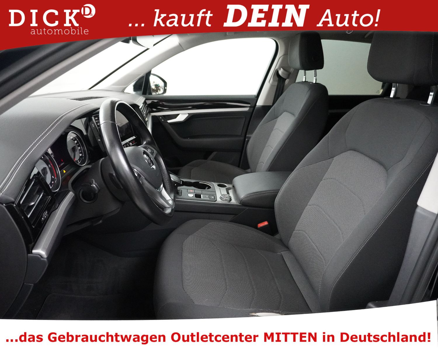 Fahrzeugabbildung Volkswagen Touareg 3.0d 4Mot DSG NAV+LED+AHK+PDC+TEMP+APPLE