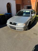 Skoda Octavia 1.6 Export oder Bastler - gebrauchte Skoda Octavia aus dem Jahr 2001