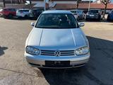 Volkswagen Golf 1.6 Pacific - Volkswagen Golf aus 2003: 1.6