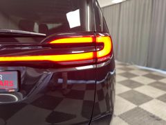 Fahrzeugabbildung Chrysler Pacifica Touring L, 3.6l V6, NEUES MODELL,CARFAX