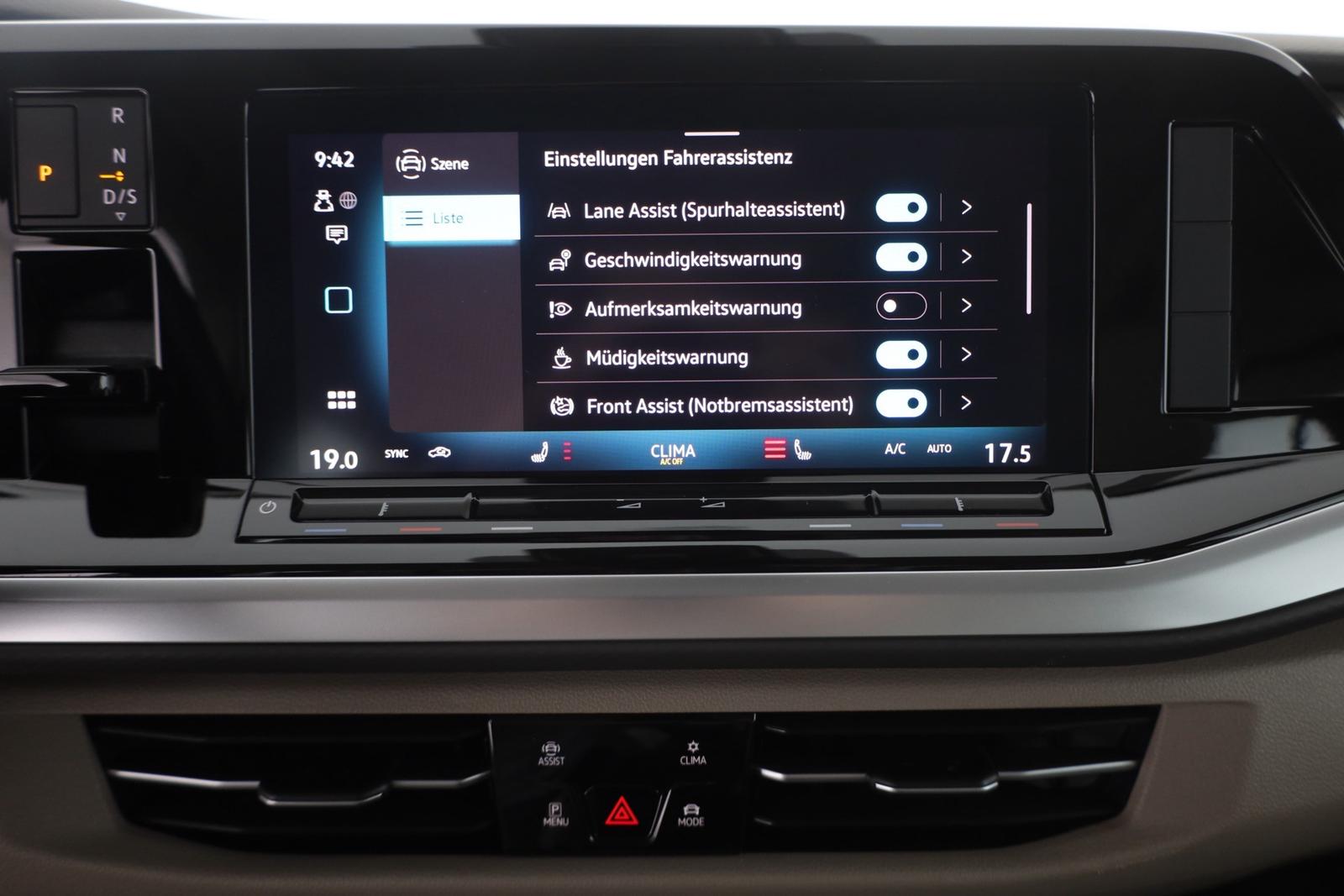 Volkswagen T7 Multivan 2.0 TSI DSG LED Navi AHK Panorama
