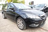Ford Focus 1,8 Black Magic Turnier - Ford Focus: Black Magic