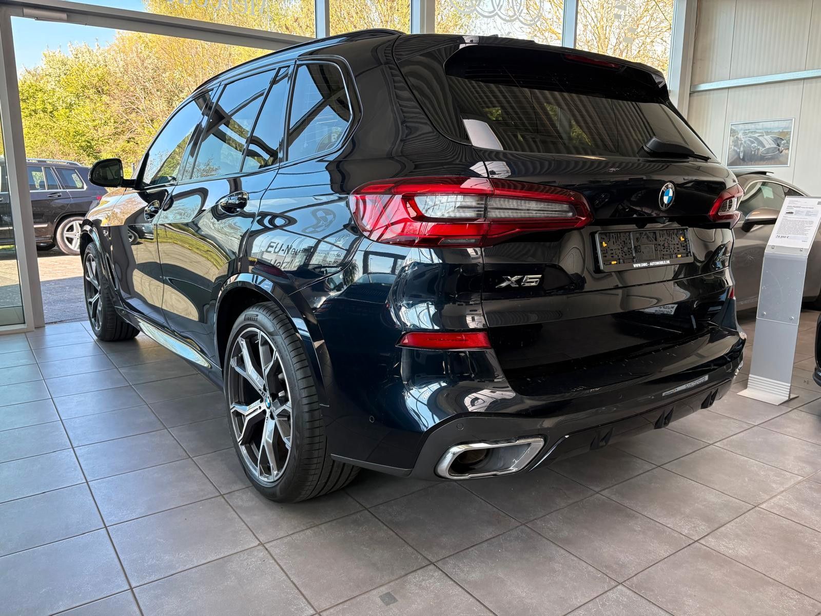 Fahrzeugabbildung BMW X5 xDrive 40 i M Sport,luft,pano,hud,soft close,