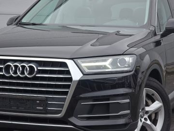 Audi Q7 - 10
