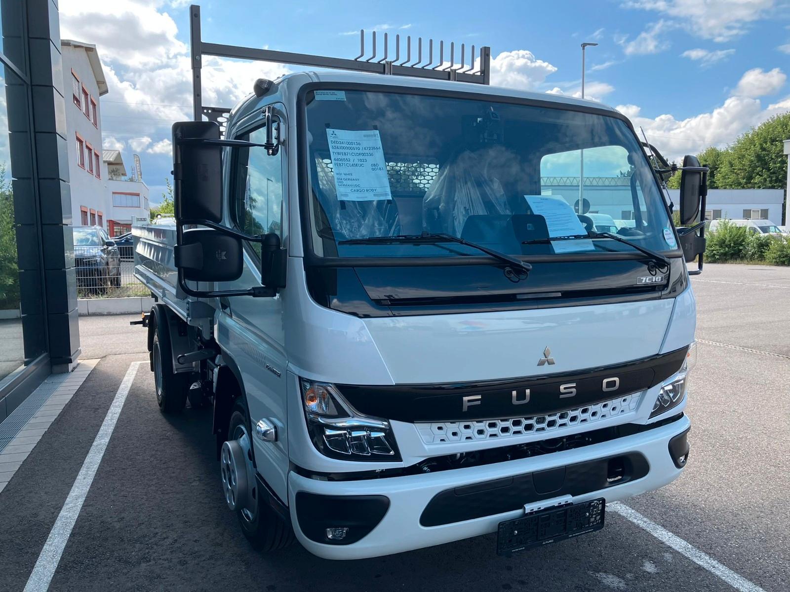 FUSO Canter 7C18