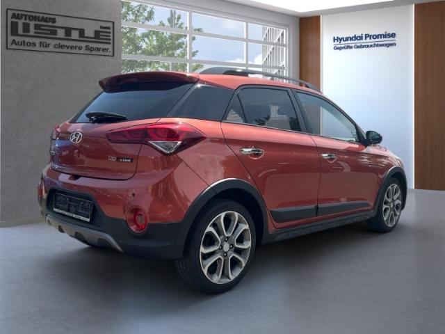 Hyundai i20 Active Style blue 1.0 Navi Apple CarPlay And