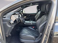 Fahrzeugabbildung Mercedes-Benz EQS SUV Maybach 680 4M NIGHT TWOTONE FIRST CLASS