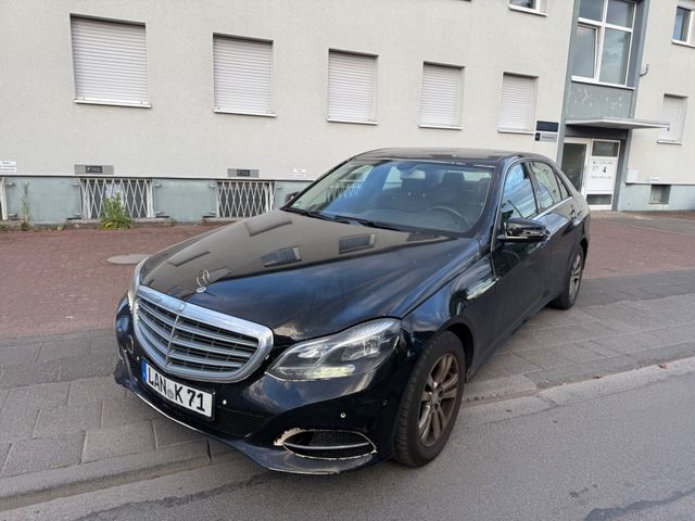 Mercedes-Benz E 200 BlueTEC AUTOMATIK EX TAXI KUNDENAUFTRAG