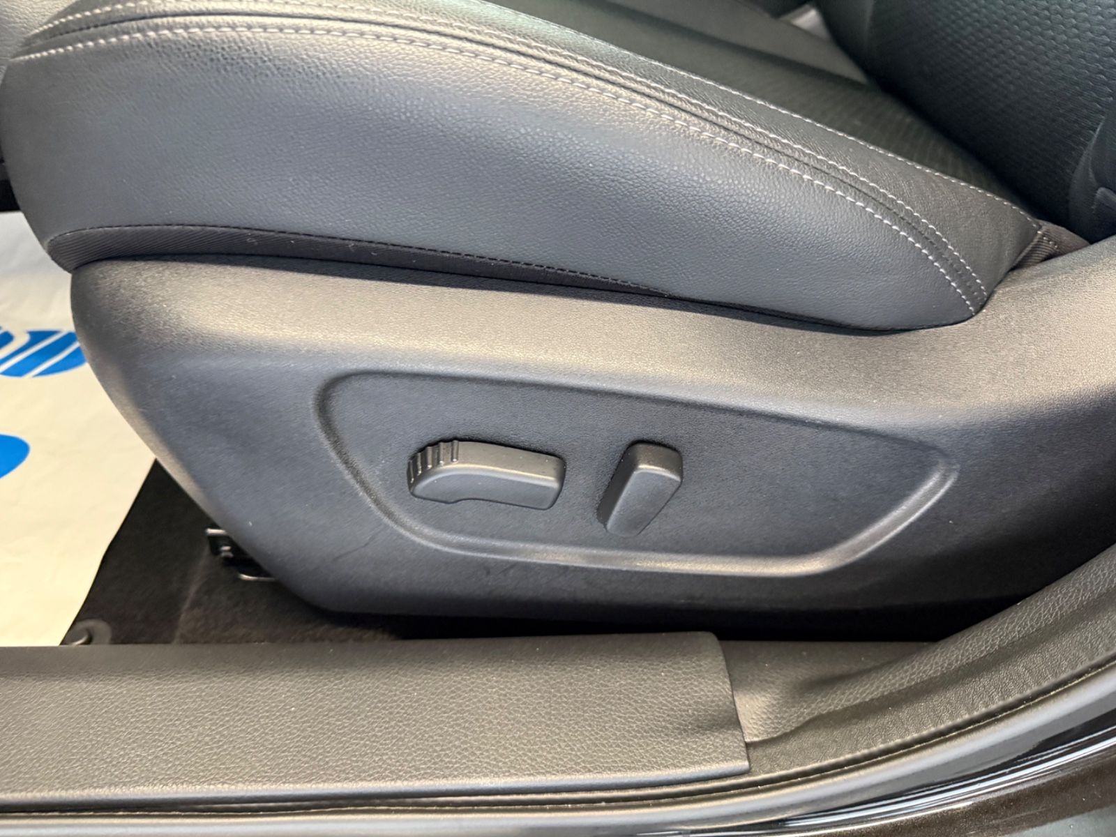 Fahrzeugabbildung Nissan Qashqai Tekna Safety-Shield-Paket 360°