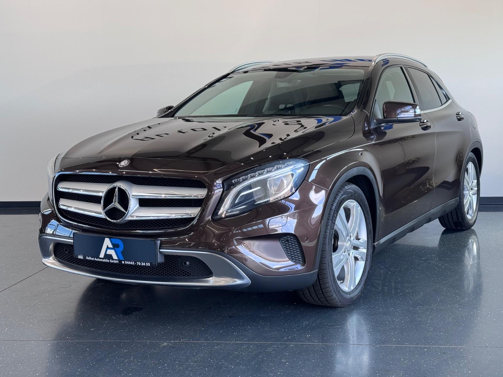 Mercedes-Benz GLA 200*LED*XENON*SHZ*PDC*NAVI*
