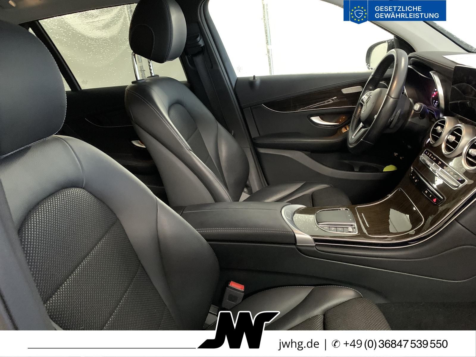 Mercedes-Benz GLC 300 e 4M Kamera LED Navi Tempo 18"Unfallfrei imagem 3