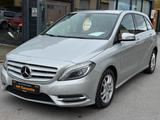 Mercedes-Benz B 200 Automatik. Bi-Xenon. Kamera.Tempomat - Mercedes-Benz B 200 Gebrauchtwagen in Hagen